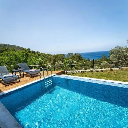 Βίλα Private Pool With Garden For 2 People In Faralya, - Awz 229 *