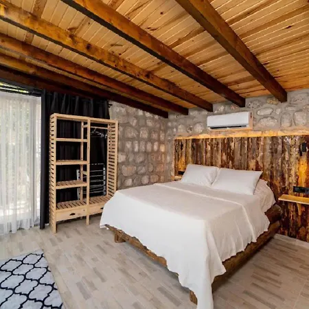 Private Pool With Garden For 2 People In Faralya, - Awz 229 Βίλα *